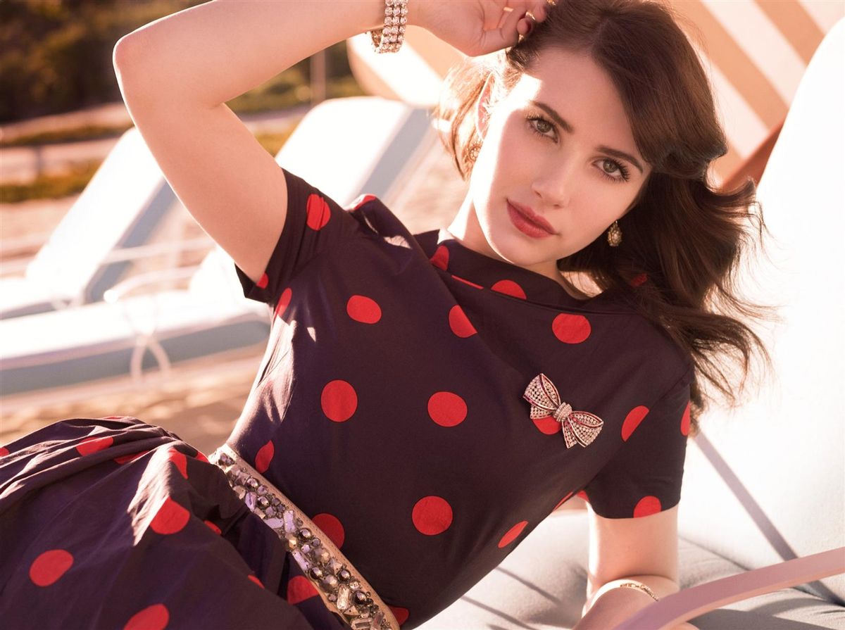 Эмма Робертс в фотосессии Картера Смита для журнала Teen Vogue